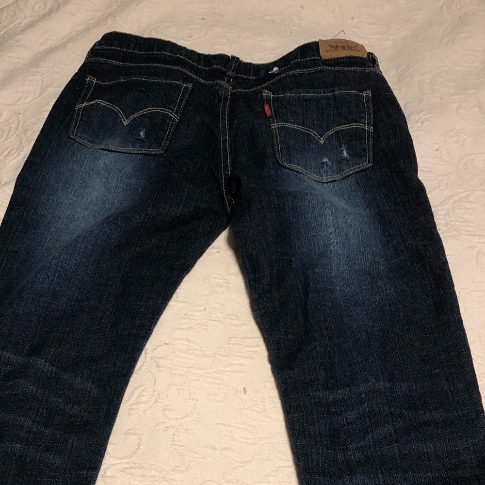Brand new Levi jeans - Picture 2 of 2